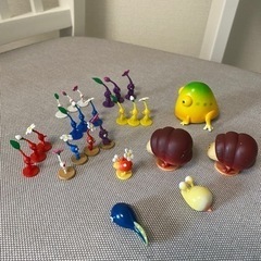 平成レトロ 激レア ピクミン　ミニチュア　吸盤フィギュア きのこ ピクミン ピクミン フィギュアの通販 by りあー's shop｜ラクマ