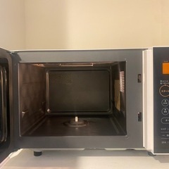 comfee  オーブンレンジ　2019年製　の画像