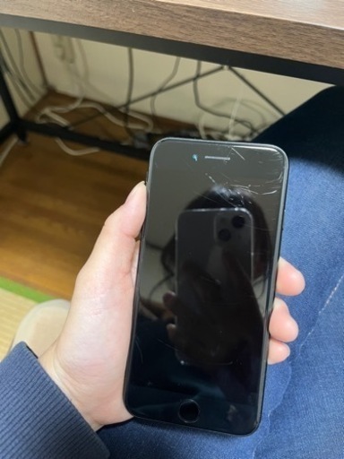 iphoneSE2 64GB SiMふりー お譲り決定