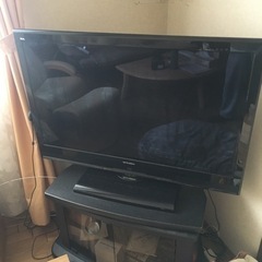 無料専用台付き三菱ブルーレイ&HDD内蔵液晶テレビ