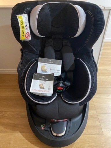 チャイルドシート　エールべべクルット4s 回転式