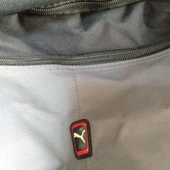 PUMA　大きいバッグの画像