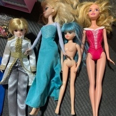 リカちゃんなど5体　ドレスルーム　まとめての画像