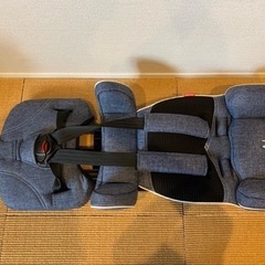 【美品】日本育児　トラベルベスト　チャイルドシートの画像