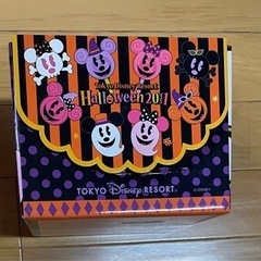 Tokyo Disney Resort Halloween 2011 お菓子箱の画像