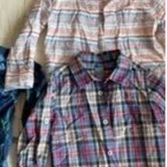 GAPのシャツ２着まとめて