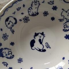 無料で差し上げます　猫柄小鉢セット　Mサイズの画像