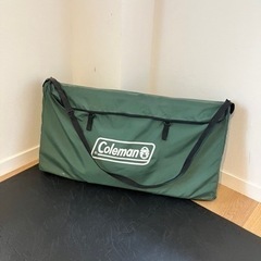 Coleman アウトドアテーブル（コンロ置き付き）+チェア5脚の画像