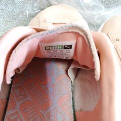 PUMAスニーカー　の画像