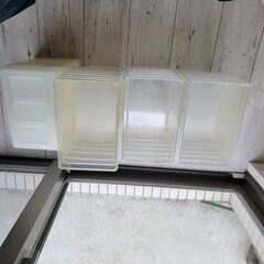 飼育容器　コバエシャッター中　蓋付き　フィルター無し　中古  1...