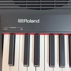 【極美品】Roland GO-88P ローランド　電子ピアノ、スタンド、フットペダル、ヘッドホン、イス、ソフトケースの画像