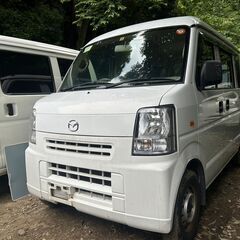 (ID5157)軽バン専門店在庫100台　軽貨物黒ナンバーリース個人・法人可能！　車検令和５年１０月　マツダ　スクラムバン　２２万円　諸経費込２５０,０００円の画像
