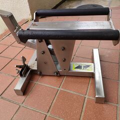 ジャッキアップスタンド（オフロードバイク用）