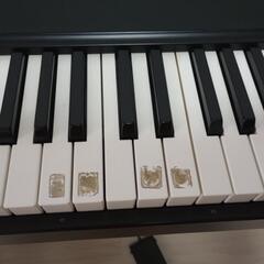 電子ピアノの画像