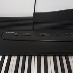 電子ピアノの画像