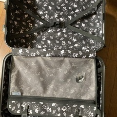 ミッキー　スーツケース　中型の画像