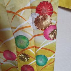 振り袖　着物　黄色　菊の画像