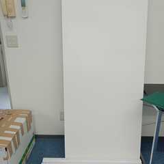 テーブル　白　高の画像