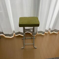 折り畳みカウンターチェア差し上げます