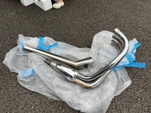 ゼファーχ マフラー