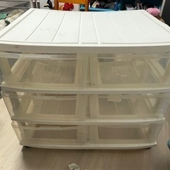 ニトリ　衣装　ケース