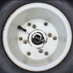 稲刈りヤンマータイヤ　　1本の画像