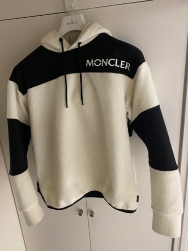 ‼️明日まで‼️ 【美品】モンクレール国内正規品MAGLIA IUMPER Mサイズ