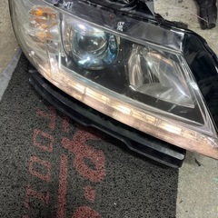 CR-Z ヘッドライト　スモールLED修理の画像