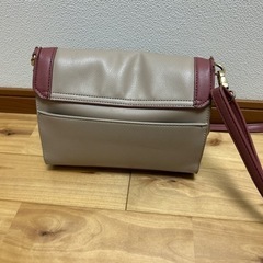 上品系ショルダーバックの画像