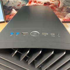 Fractal Design Torrent Nano Black Solid ミニタワー型の画像