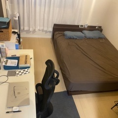 クイーンベッド　マットレス付き　