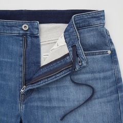 ユニクロ（UNIQLO）Ezy ジーンズ　S 定価:3990＋tax の画像