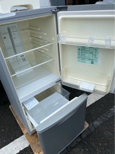 I583 🌈 2023年製♪ comfee 冷蔵庫 (90L) ⭐ 動作確認済 ⭐ クリーニング