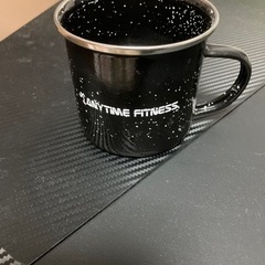エニタイムフィットネスのマグカップ