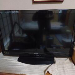 テレビ  (シャープ  LC-32V5) 2011年製  &  ...