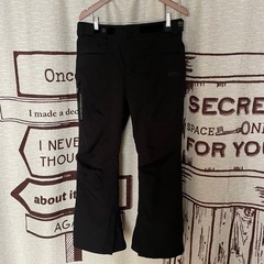 【取引中】スノーボードウェアSサイズの画像