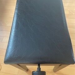 電子ピアノ　椅子付きの画像