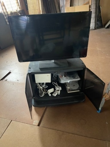 32インチ　TOSHIBA REGZA