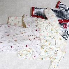 赤ちゃんロンパース、4着サイズ50〜60