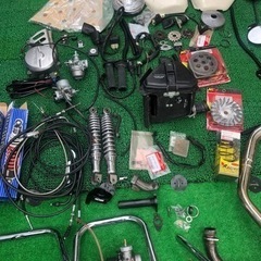 エイプ50車体＋エイプ100エンジン＋パーツ多数 マフラー、キャブレター、ボアアップ80ccキッド、フォークなど多数まとめての画像