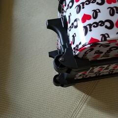 キャリーケースの画像