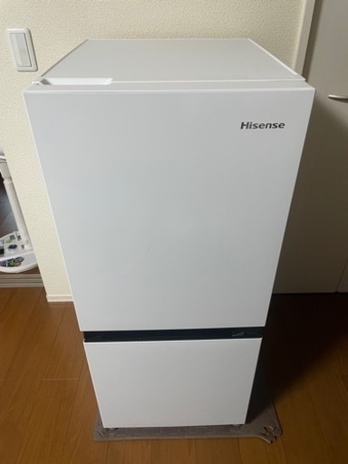 美品  2ドア冷蔵庫135L　Hisense/ハイセンス 2022年製