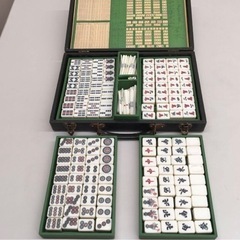 B【６－２6】麻雀牌　マージャンパイ　背竹　重さ約１３ｇ　日本麻...