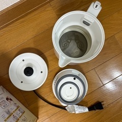 電気ケトル　蒸気レスわく子　電気ケトル　PCJ-A080の画像