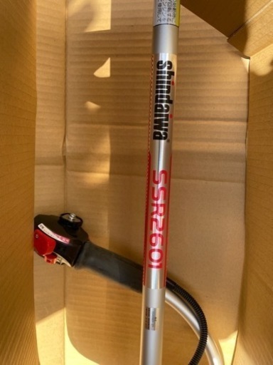 【決まりました】【新品未使用】草刈機　新ダイワssr2601