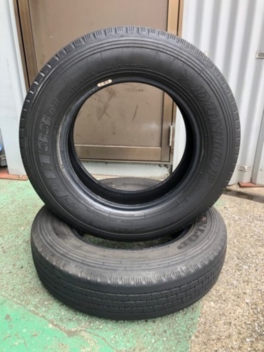 工賃等全部込み　トラック用　中古タイヤ2本　ダイナ　アトラス等