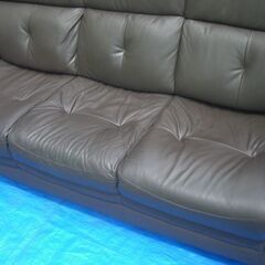 3人掛け ソファ チェア 本革 背もたれが取れる【自社配送は札幌市内限定】店頭お引き取り歓迎/藻岩倉庫の画像