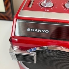 【決まりました！】SANYO ダブルラジカセ 電池蓋あります！の画像
