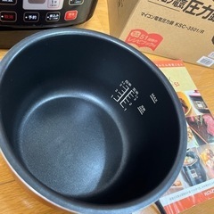 マイコン電気圧力鍋　炊飯器　KSC-3501/Rの画像