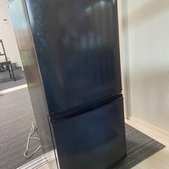 シャープ1人暮らし用　冷蔵庫の画像